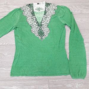 3/$20 Tahari green v neck blouse size m